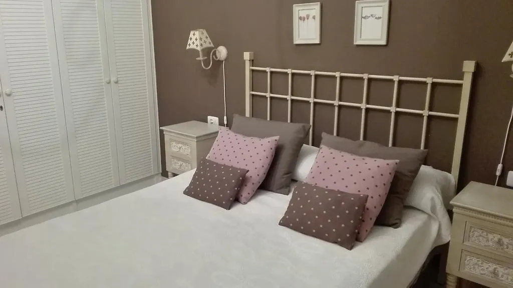Residencial La Gomera 圭马尔港